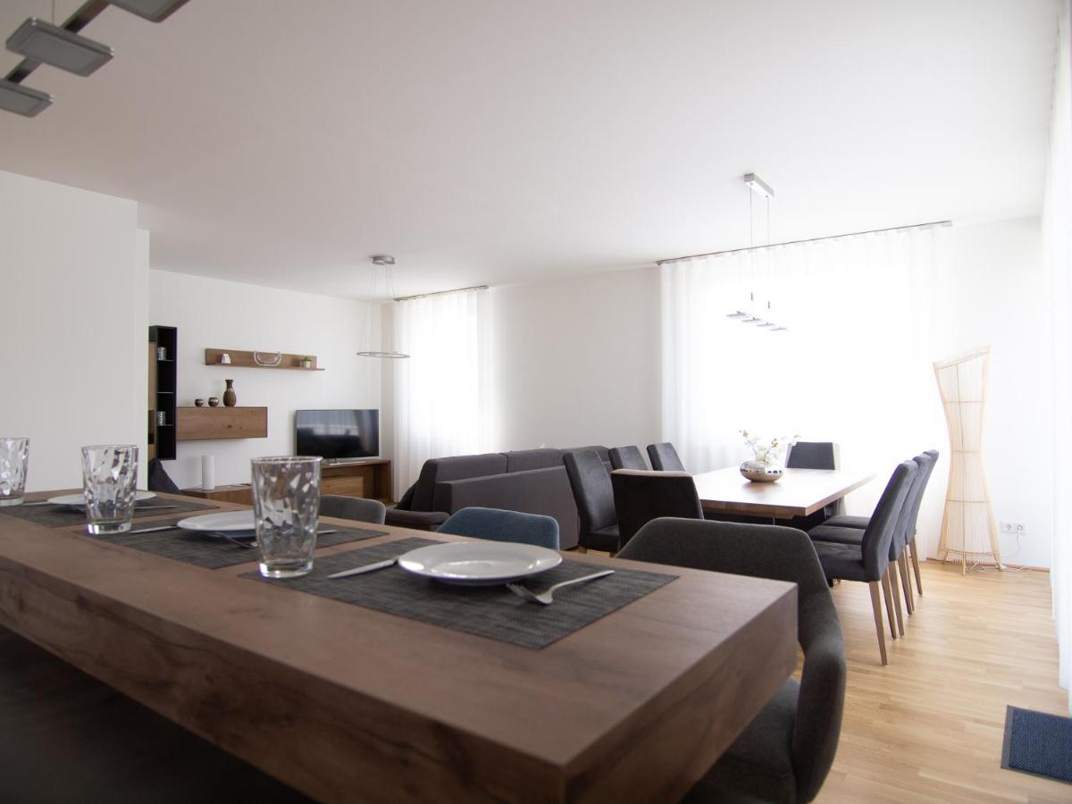 Rooftop Tulln Operated By Revliving Тульн Экстерьер фото